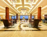 лобби Royal Albatros Moderna 5*