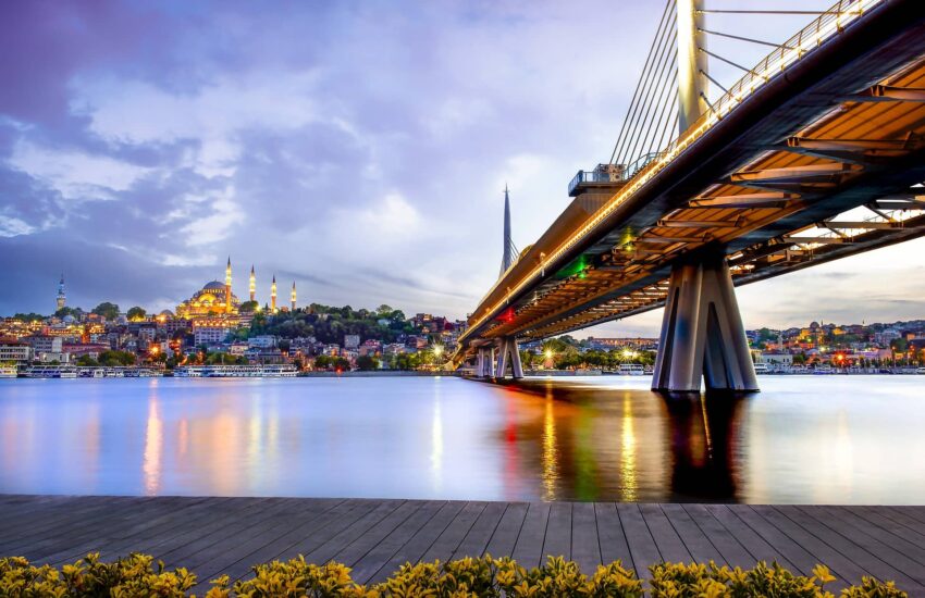 мост через Босфор в Стамбуле