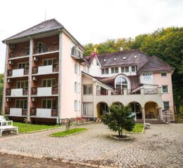 відпочинок в готелі Ruta Resort Polyana