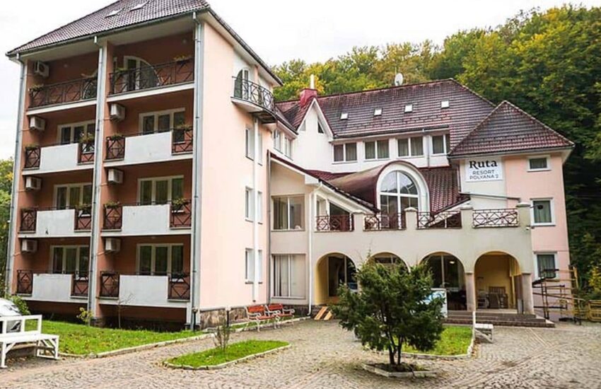відпочинок в готелі Ruta Resort Polyana